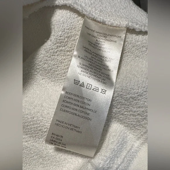 Free People Baby Doll Oversized White Sweatshirt. Size M - Picture 6 of 6